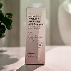 Hanskin Hyaluron Exfoliating AHA Treatment